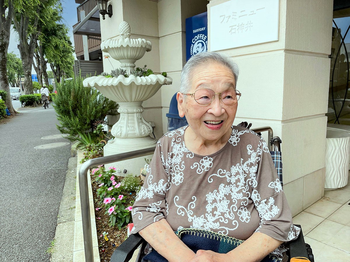 入居者　冨田百子さん