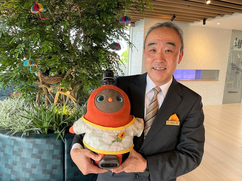 支配人　岩佐茂さん