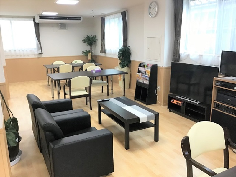 フィオレ・シニアレジデンス高槻West