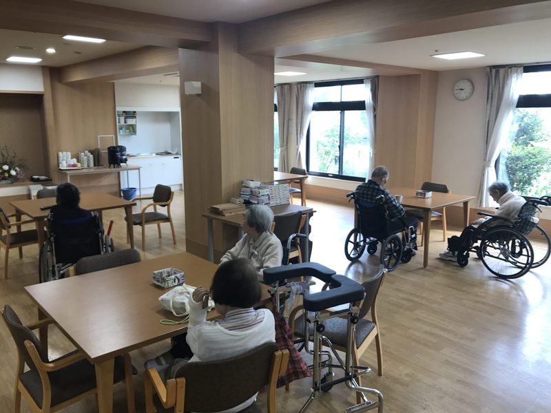 ライブラリ初石_談話コーナー