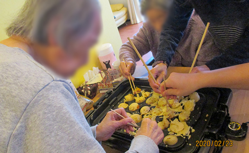 手作り昼食　たこ焼きパーティー★