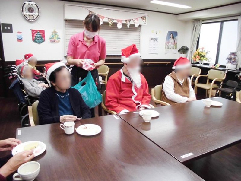 クリスマスパーティ-