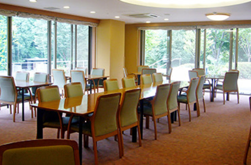 食堂兼多目的室