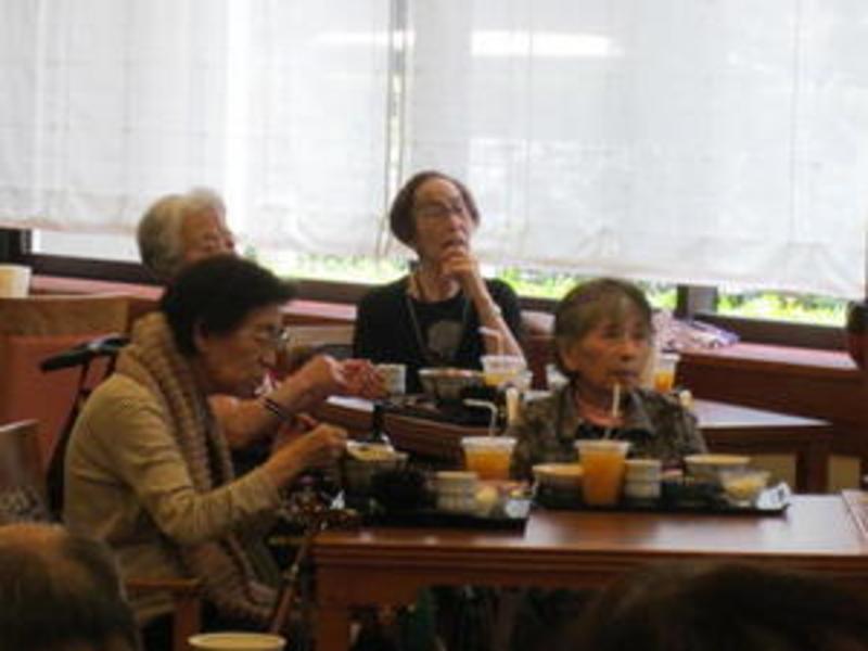 ハワイアンランチショー♪