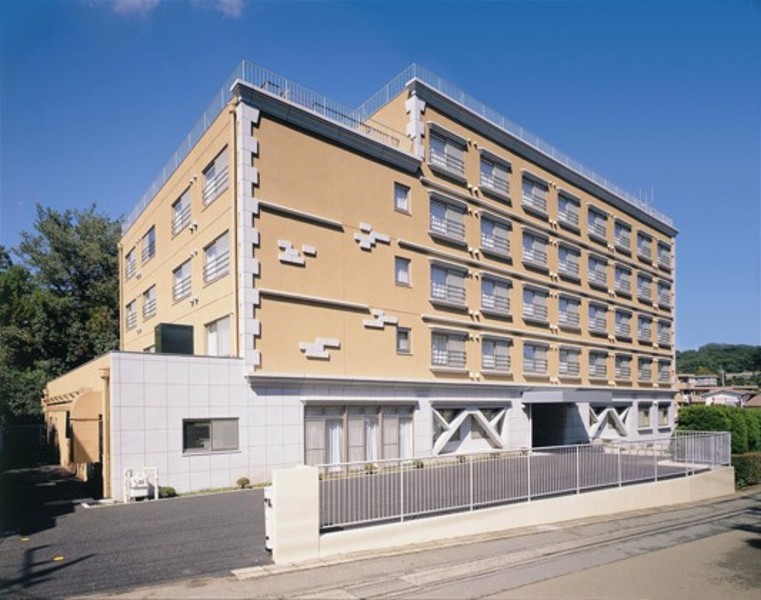 ニチイホーム 読売ランド前