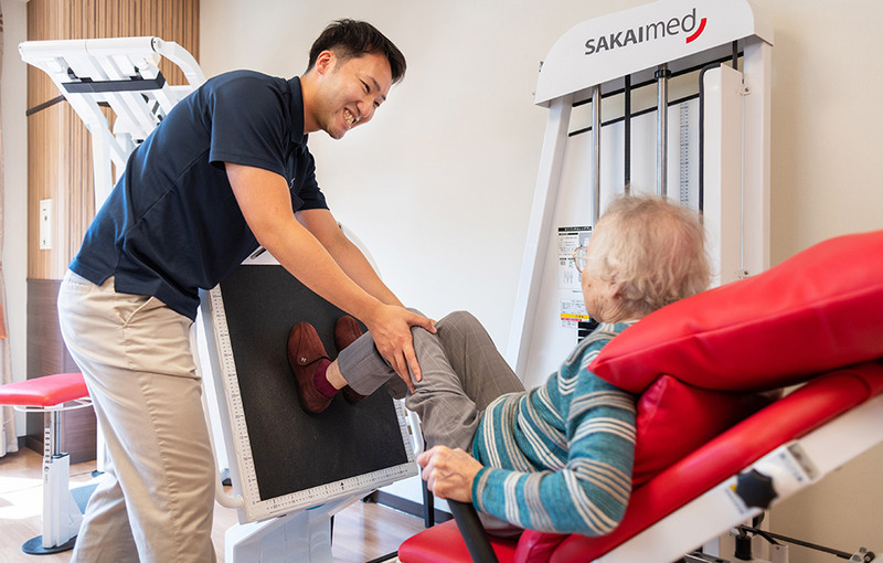 ウェルケアテラス新座_リハビリ運動