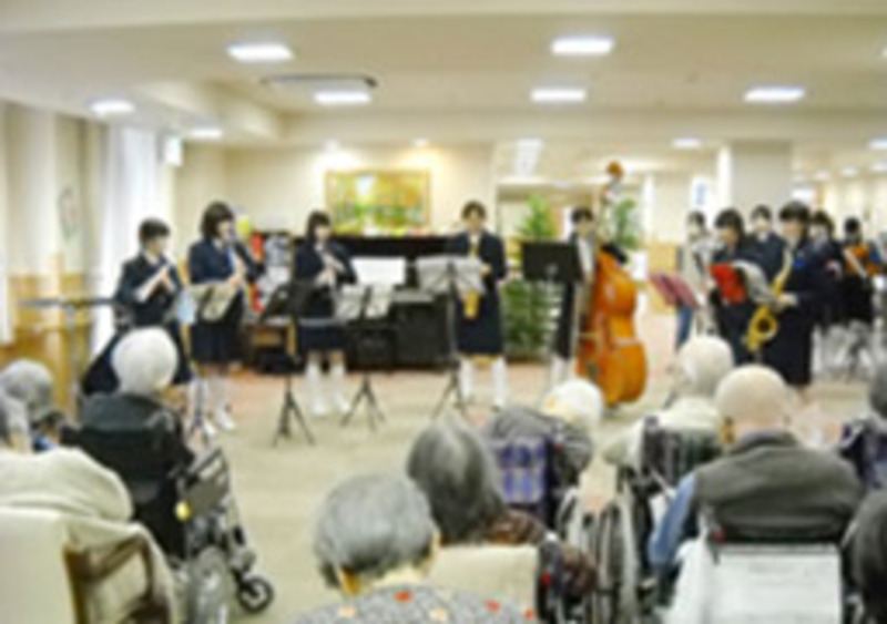 ボランティアによる演奏