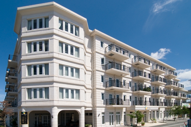 ボンセジュール横浜新山下