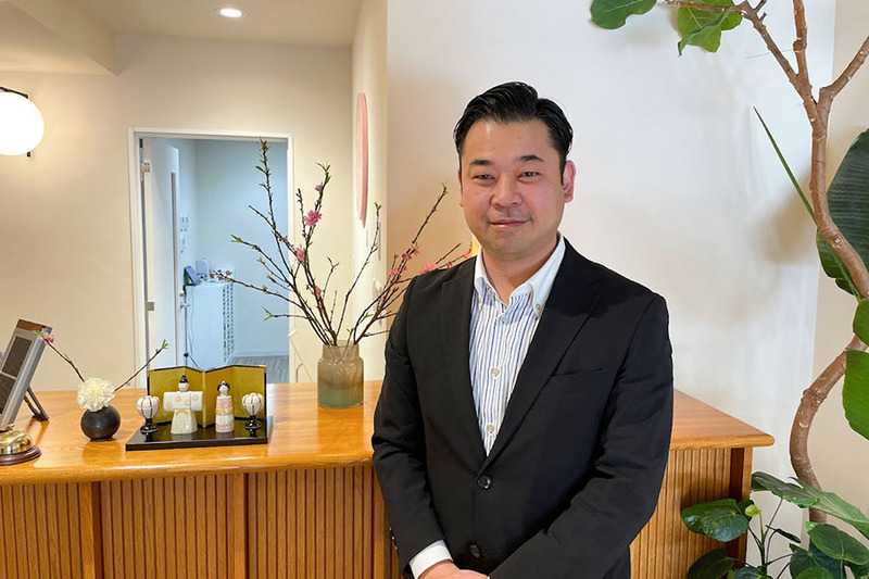支配人統括　甲斐篤志さん