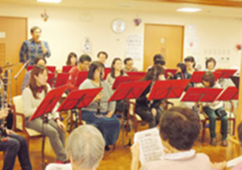 ボランティアによる演奏