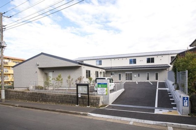 エイジフリーハウス横浜十日市場町