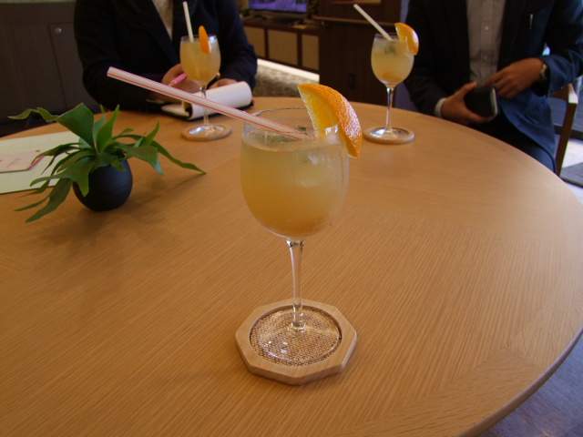 外観からは想像できない豪華な内観
