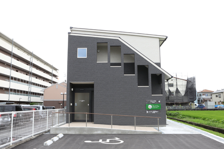 エイジフリーハウス茨木平田台