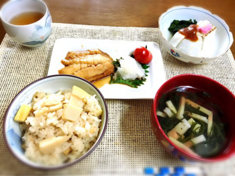 昼食
